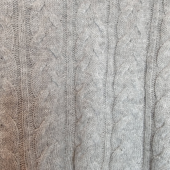 WAYF‎ Sophie Crop Cable Knit Sweater Heather Gray Ruffle Sleeve Women Large Crew - Picture 9 of 16